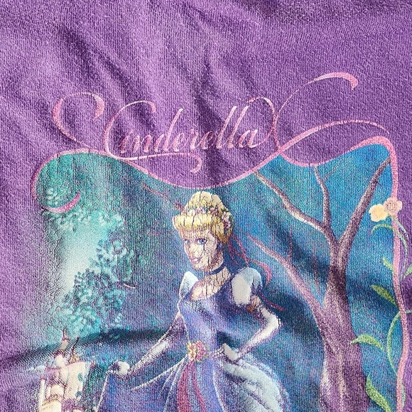 Disney Princess Cinderella Purple Short Sleeve Kids Tee Size XXS 2-3 - Picture 2 of 6
